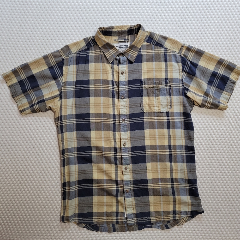 Mountain Khakis Plaid Short Sleeve Button Up